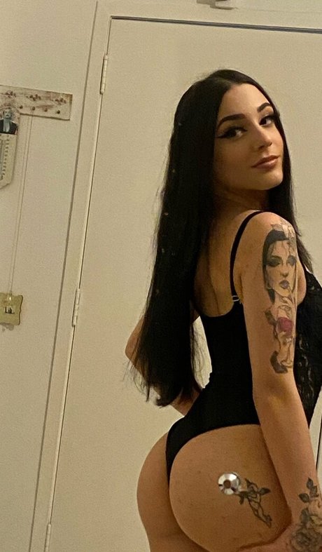 Foto desnuda filtrada de OnlyFans de Ellen Maggnus