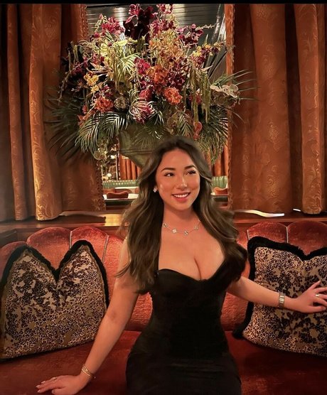 Foto desnuda filtrada de OnlyFans de Nikki Cheng