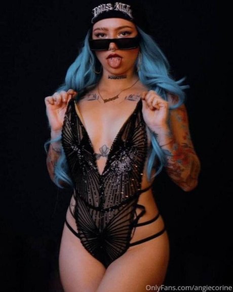 Foto desnuda filtrada de OnlyFans de Angie Corine