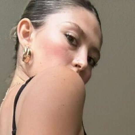 Kkaiiileynoellem OnlyFans泄露裸照