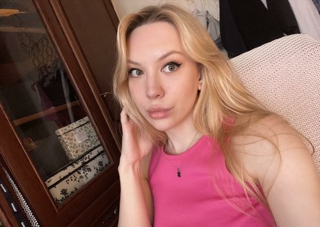Nøgent lækket OnlyFans-billede af Scarlettford