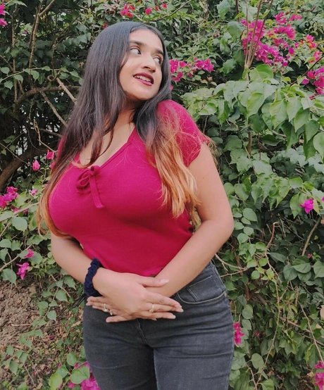 Ruchika Tandon OnlyFans 유출 누드 사진