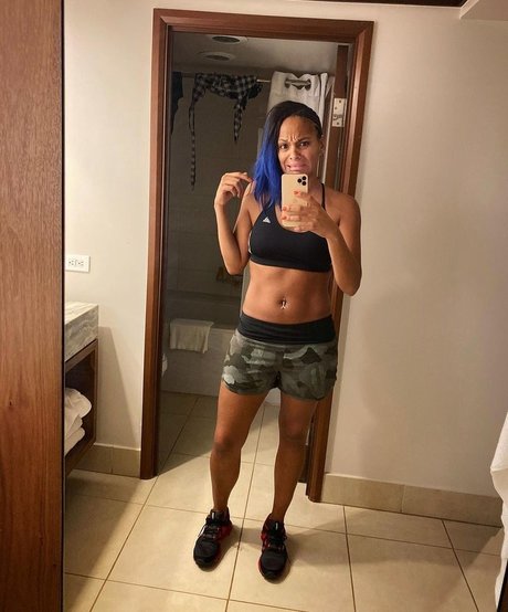 Foto nua vazada do OnlyFans de Lucy Hedges