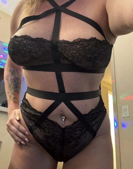 Naken läckt OnlyFans-bild av Aprylb