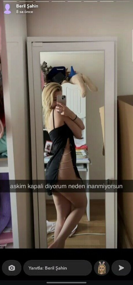 Nahá fotka uniklých OnlyFans od Beril Ahin