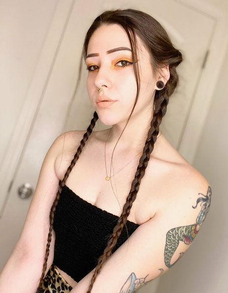 Poppunkinn  nude leaked OnlyFans photo