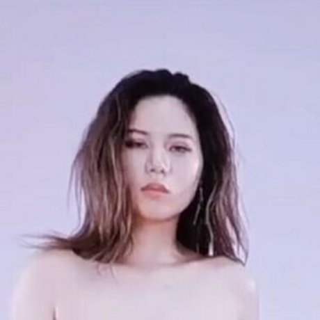 Yingxiuxyz OnlyFans 유출 누드 사진