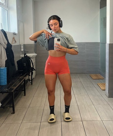 Mia Green
