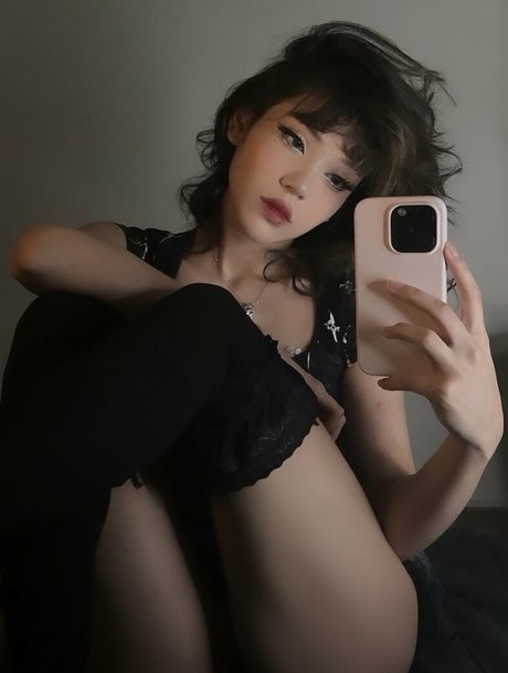 Nahá fotka uniklých OnlyFans od Linaboobie