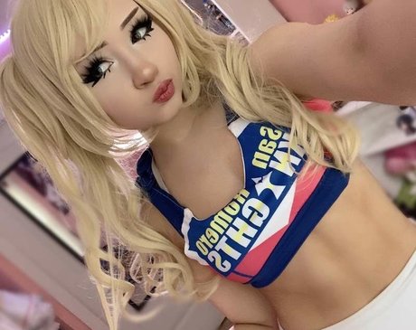 Naken läckt OnlyFans-bild av Koraaura