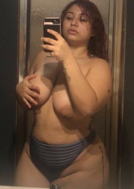 Обнаженная фотография утечки OnlyFans от Yagirlj69
