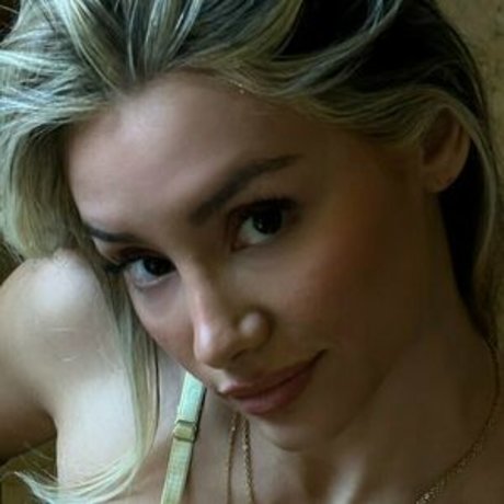 Alaston vuotanut OnlyFans-kuva Mariana Morais