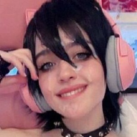 Nagie wyciekłe zdjęcie OnlyFans od Ravvcorn