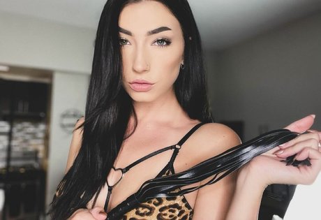 Nøgent lækket OnlyFans-billede af Taylor Kristine