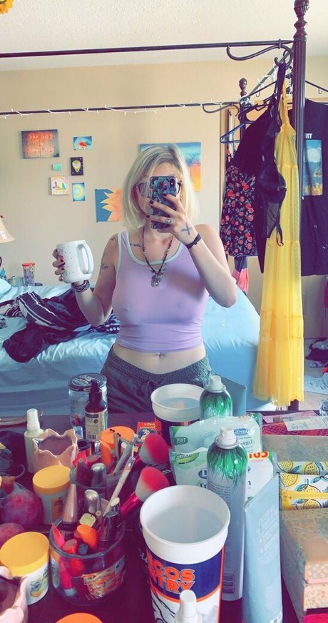 Naken läckt OnlyFans-bild av Curthobain