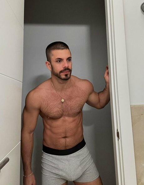 Nahá fotka uniklých OnlyFans od Carlitosxfree
