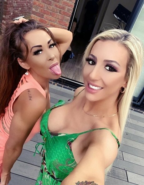 Ladyamandarendall