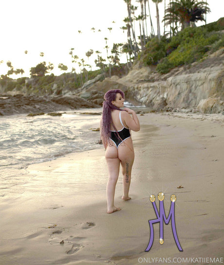 Katiiemaedagoat OnlyFansリークヌード写真