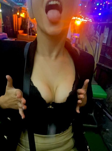 Naakte gelekte OnlyFans-foto van Harleymaree