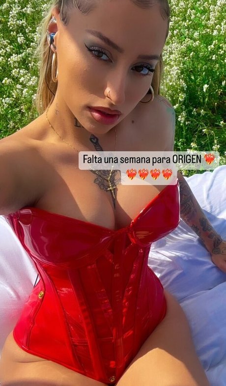 Foto di nudo di fuga di OnlyFans di Larataylorbb