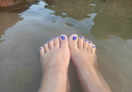 Nikitafeistyfeet
