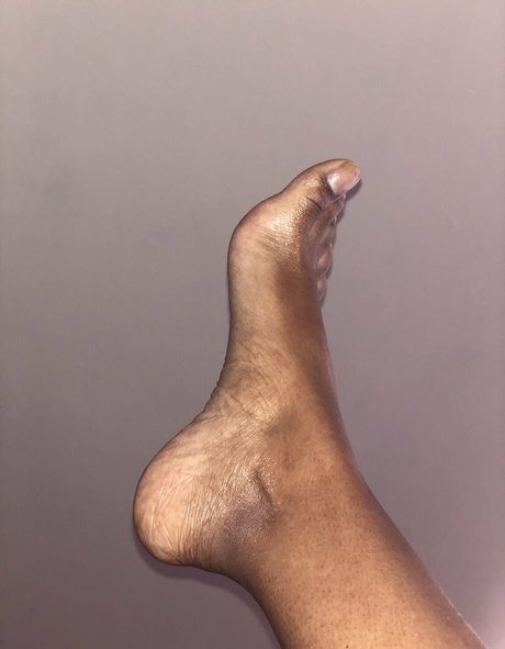 Foto nua vazada do OnlyFans de Toeswithkay2