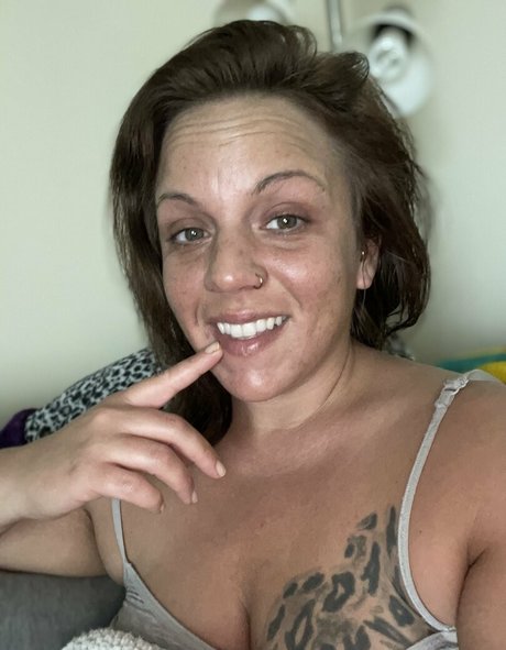 Nahá fotka uniklých OnlyFans od Basicbitchbakerybooty