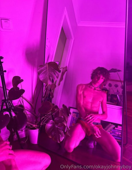 Photo nue de fuite OnlyFans de Okayjohnnyboy