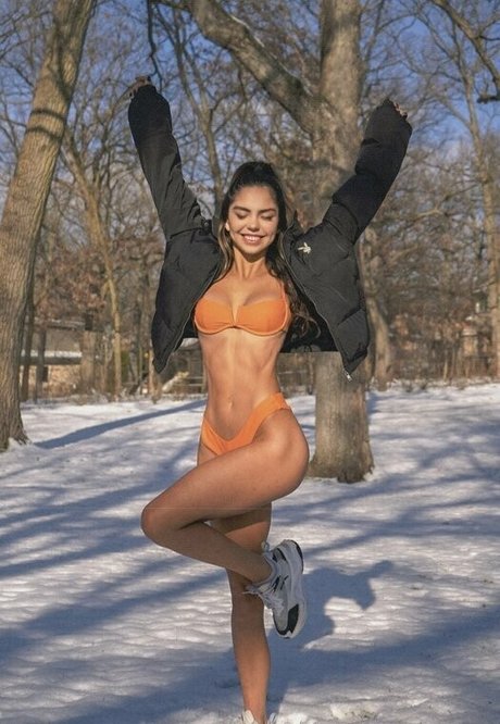 Alex Mara