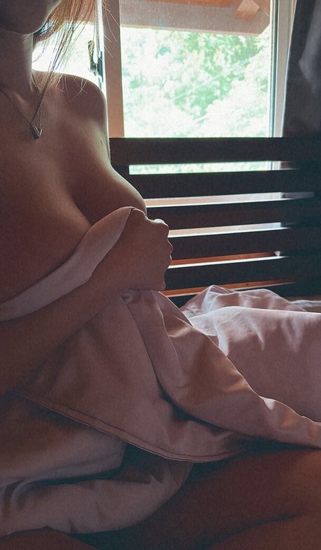 Naken lekkede OnlyFans-bilde av Xnainnn
