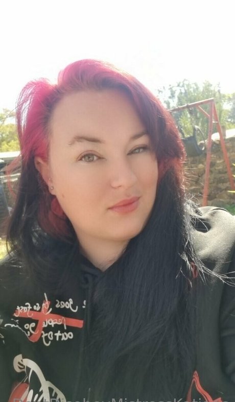 Обнаженная фотография утечки OnlyFans от Mistresskatiana