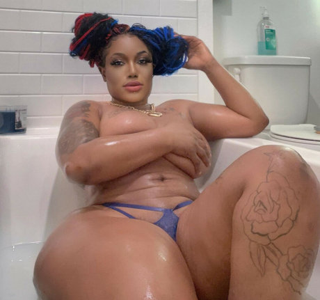 Foto nua vazada do OnlyFans de Didi Love