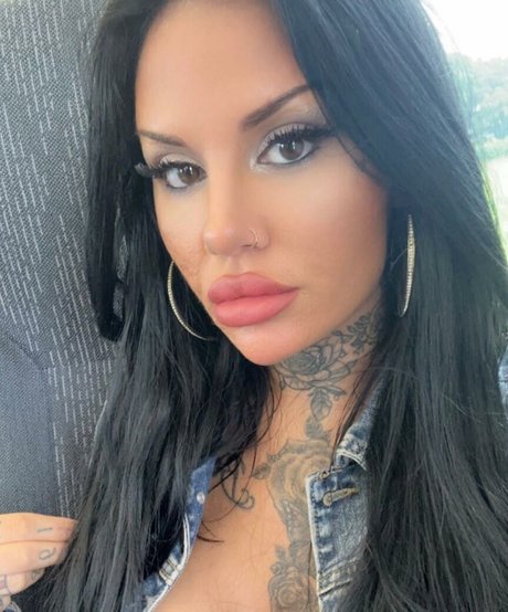 Inkedupdoll