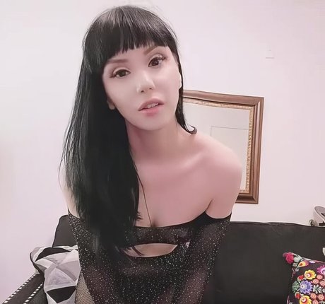 Nahá fotka uniklých OnlyFans od Veronikablak