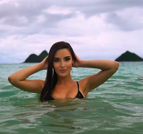 Nahá fotka uniklých OnlyFans od Jess Mulln