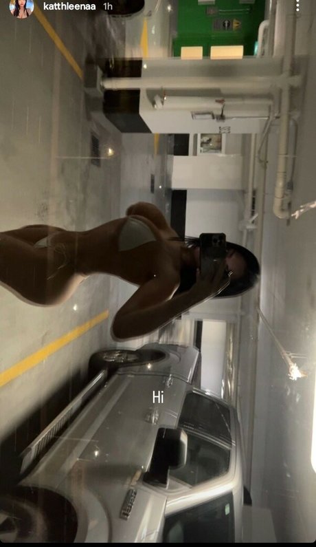 Обнаженная фотография утечки OnlyFans от Katthleenaa