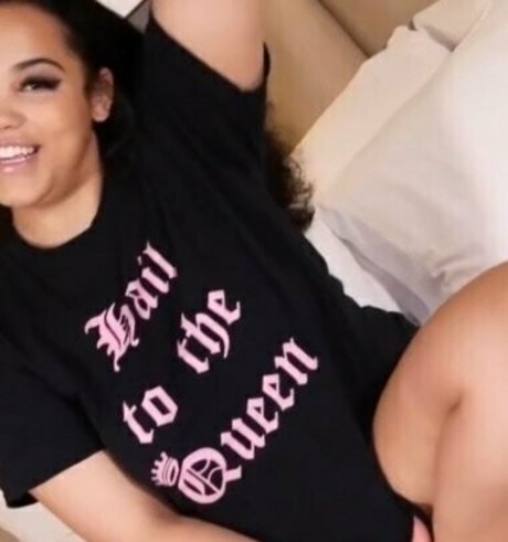 Miaayourgirl