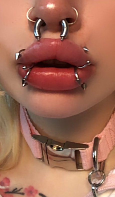 Nagie wyciekłe zdjęcie OnlyFans od Puppyxox