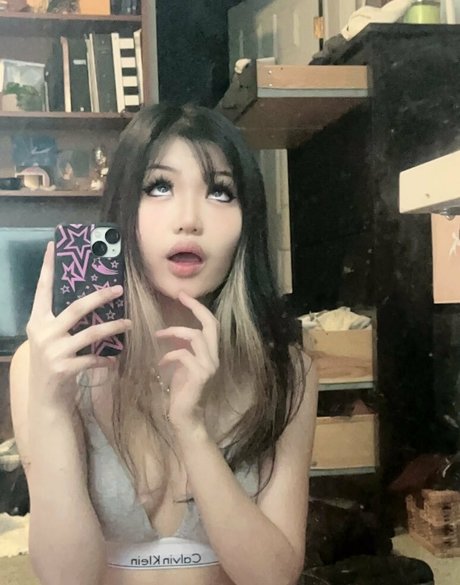 Обнаженная фотография утечки OnlyFans от Godesszi41