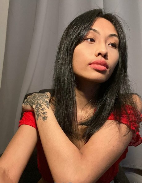 Naken läckt OnlyFans-bild av Evabaddie
