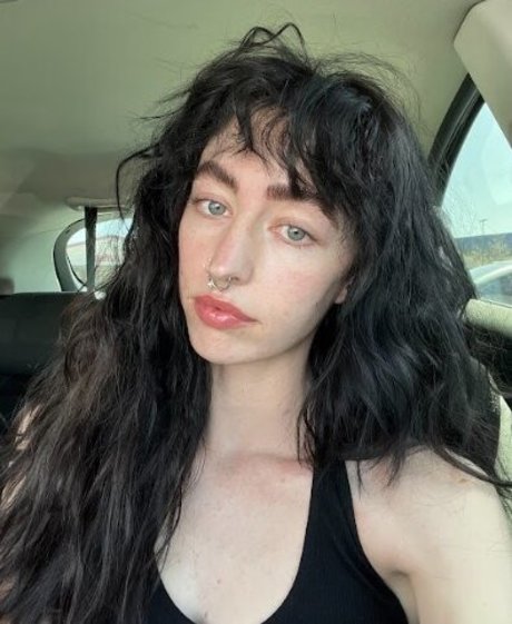 Naken läckt OnlyFans-bild av Koolkatjade