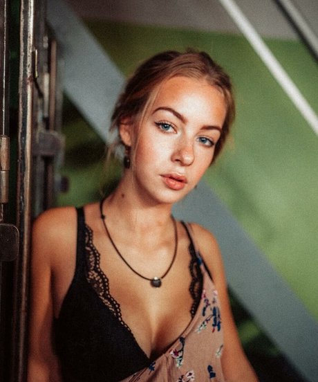 Naken läckt OnlyFans-bild av Hedwigtr