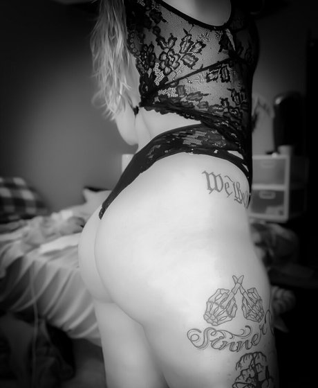 Travelingsiren  nude leaked OnlyFans photo