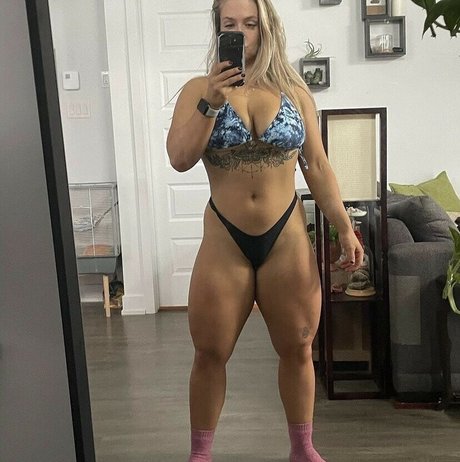 Naken läckt OnlyFans-bild av Kelsaay