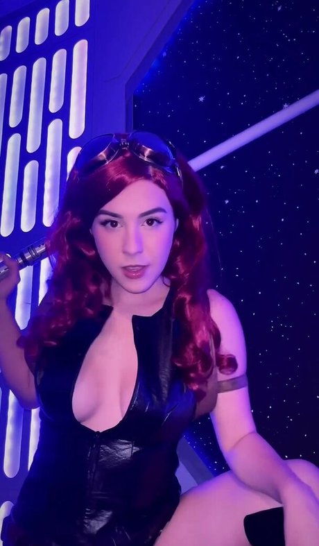 Naken läckt OnlyFans-bild av Chanelreneexo