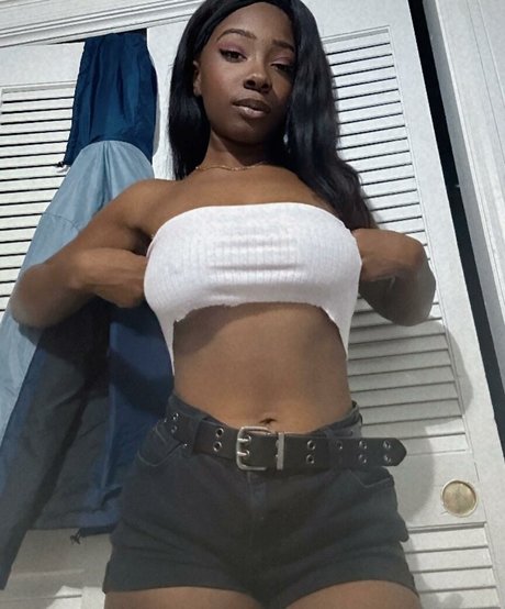 Niyahmoeye