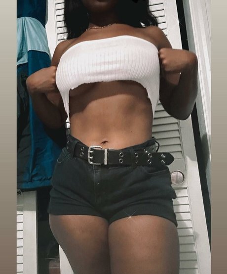 Niyahmoeye