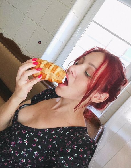 Nahá fotka uniklých OnlyFans od Foxyemmma