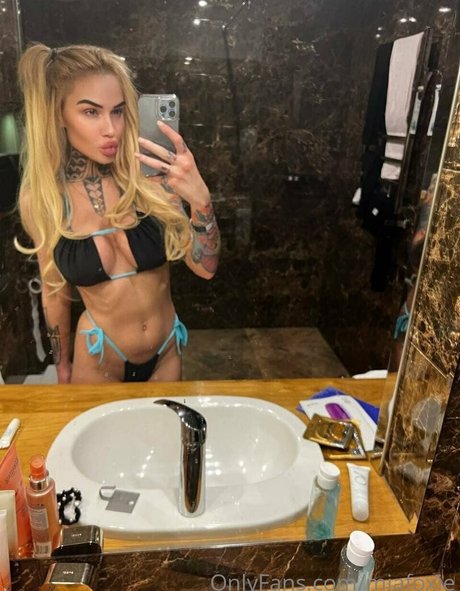 Miafoxybae