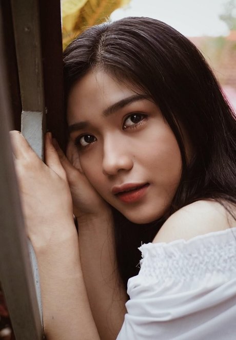 Asianbabyggirl